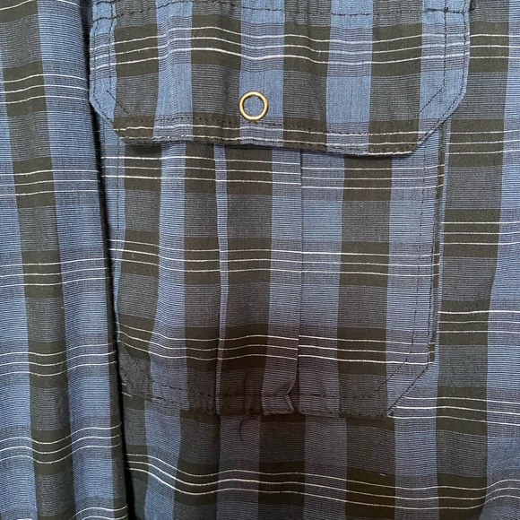 Mens plaid shirt by Mountain Ridge with snap closures - size Large - Picture 2 of 5